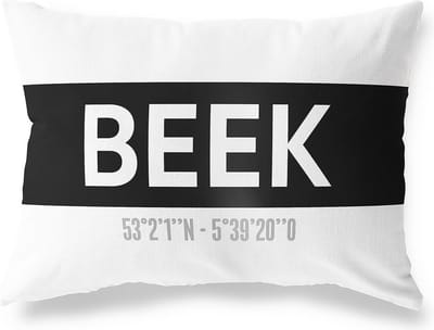 Tuinkussen BEEK - LIMBURG met coördinaten - Buitenkussen - Bootkussen - Weerbestendig - Jouw Plaats - Studio216 - Modern - Zwart-Wit - 50x30cm