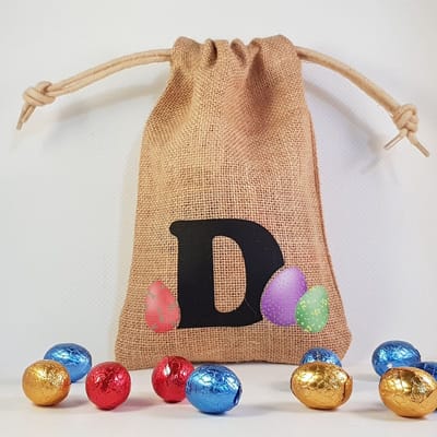 Paaszakje - letter D - pasen, paaseitjes, paaseizakje, cadeautje, feestdag, paashaas, paaseieren, verpakken
