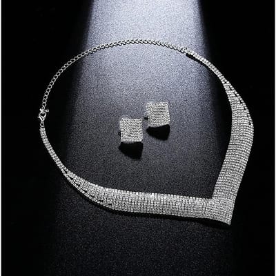 Bruidsaccessoires Elegante Glanzende Strass Vierkante Oorbellen Oorbellen Ketting Set