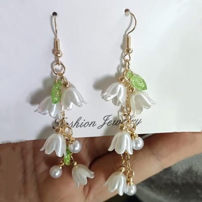 Boucles d'oreilles Lys de la Vallée Blanc Style Bohémien Doux Frais Boucles d'oreilles Élégantes pour Femmes Bijoux de Mariage Fête gray