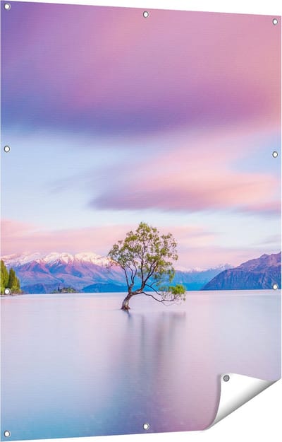 Gards Tuinposter Wanaka Boom in het Water bij Zonsopgang - 90x120 cm - Tuindoek - Tuindecoratie - Wanddecoratie buiten - Tuinschilderij