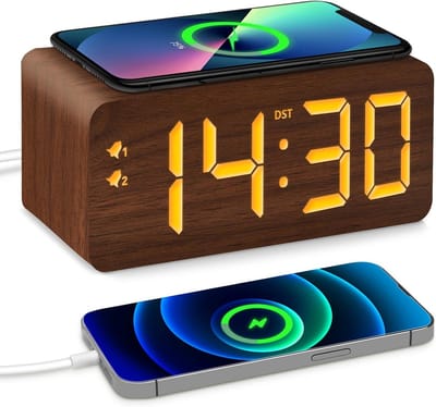 Houten Digitale Wekker met 10W Draadloos Opladen, USB-poort en Traploze Dimmer