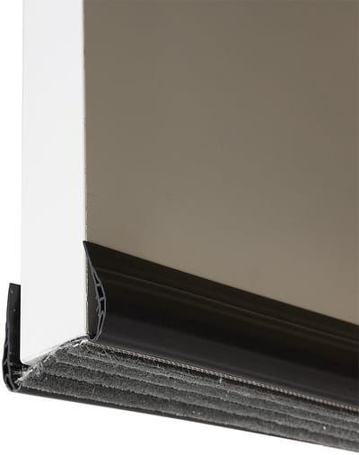 WDMT Tochtstrip Deur & Raam – 1 Meter – Zelfklevende Tochtwering – Zwarte Kunststof Kierdichting 44mm – Geluidsdempend & Energie­besparend – Zwart