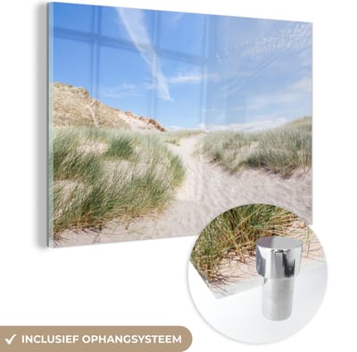 MuchoWow® Glasschilderij 90x60 cm - Schilderij acrylglas - Strand - Duin - Gras - Foto op glas - Muurdecoratie woonkamer - Wanddecoratie slaapkamer - Schilderijen