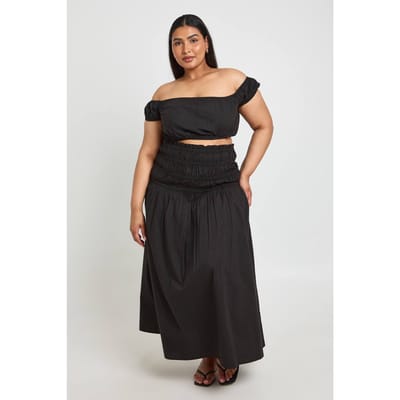 boohoo Dames Plus Katoenen Popeline Bardot Top & Rok Co-ord Set | Zwart | Maat: 44