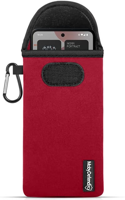 MobyDefend Hoesje - Geschikt voor Nothing Phone (3a) Pro - Neopreen Pouch Met Karabijnhaak - Insteek - Riemlus - Rood