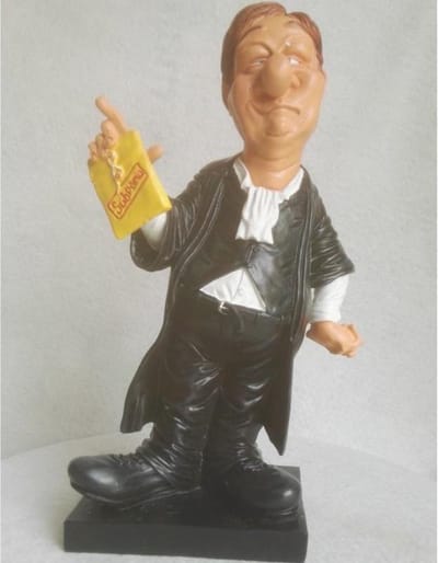 Rechter - judge - beeldje – beroepen – funny jobs – warren stratford – 19x12x33 cm