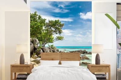 Behang - Fotobehang Strand - Stenen - Zee - Zomer - Breedte 160 cm x hoogte 220 cm
