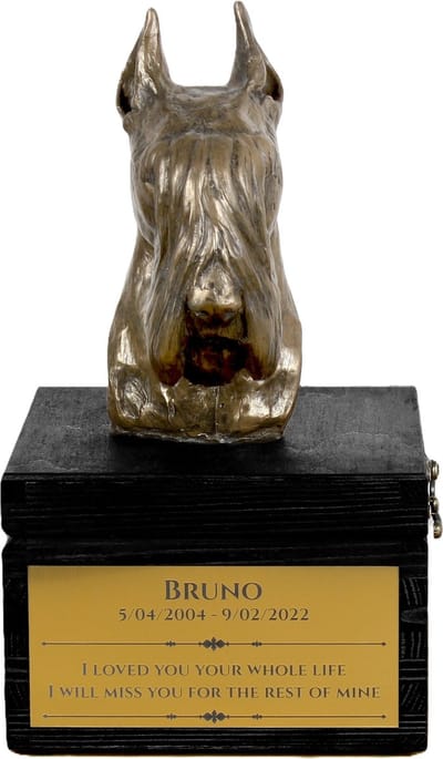 Schnauzer urn hond met gravure en hondensculptuur, handgemaakt kunstwerk