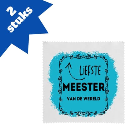 Akyol - liefste meester van de wereld brillendoekjes - Meester - de liefste meester - verjaardag - cadeautje voor meester - meester artikelen - kado - geschenk - 17,8 bij 17,8 cm - 2 stuks