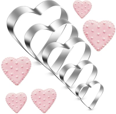 Dailygoods- Uitsteekvormpjes Hartvorm - 5 Stuks - Koekjesuitstekers - Bakvorm - Voedselveilig Roestvrij Staal - Duurzaam en Robuust