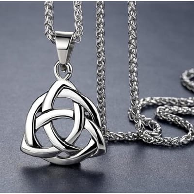 Collier Pendentif Nœud de la Trinité Nœud Celtique Mode Amulette Chanceuse Nœud de Sorcière Irlandaise Bijoux Unisexe gray