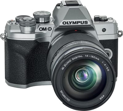 Olympus OM-D E‑M10 Mark IV - Systeemcamera - + 14-150mm lens - Zilver
