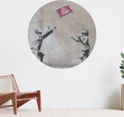 Muurcirkel zelfklevend behang - Banksy - No ball games - Wanddecoratie - 080cm behangcirkel - Ronde sticker voor aan de muur - Behangsticker verkrijgbaar in verschillende formaten
