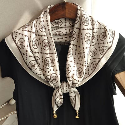 Magnetische sluiting doekjes - 70cm - katoen-linnen halsdoekjes - comfortabele nekwarmer - elegant en veelzijdig te combineren - ook te gebruiken als blouse, sjaal of decoratieve accessoire -Katoen handdoek - koperen knop rijst