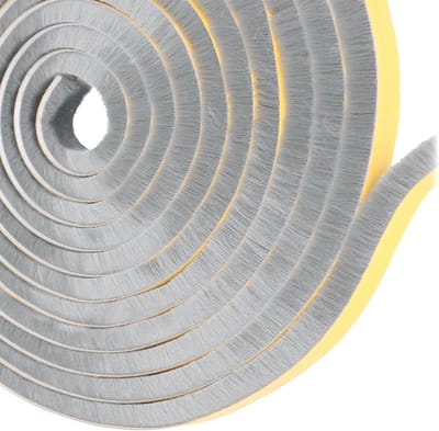 Zelfklevende Borstelafdichting voor Deuren en Ramen - 12 m Afdichtingstape van 9 mm x 15 mm - Insectenbescherming en Geluiddemping
