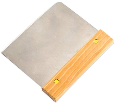 VT Goods - Gebaksnijder - Multifunctioneel Keuken Bakgereedschap - Zilver - Deegschraper - Geschikt voor Brood en Pizza - Houten Handvat
