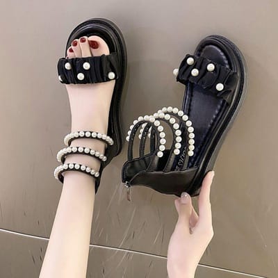 Dames Sandalen Zomer Nieuwe Feeënwind Eenvoudige Mode Dikke Zool Zachte Zool Honderd met Platte Zool Strand Schoenen PU Rubber Materiaal Sandalen 40 zwart