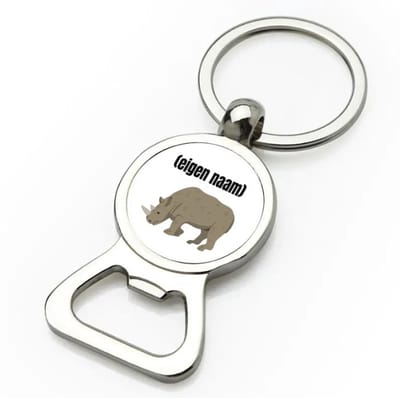 Akyol - neushoorn met eigen naam flesopener - Neushoorn - neushoorn liefhebbers - iemand die houdt van neushoorns - verjaardag - cadeau - kado - 9 bij 3 cm