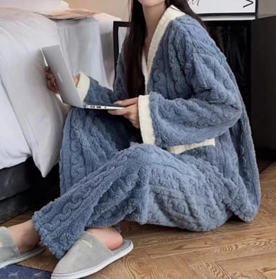 Herfst & Winter Nachtkleding voor Vrouwen - 2 Sets Koraal Fluwelen Pyjama's (40-70 kg) - Verdikte, Losse Home wear voor Studenten - Dames Pyjama, Cozy Nachtkleding, Comfortabele Slapensets
