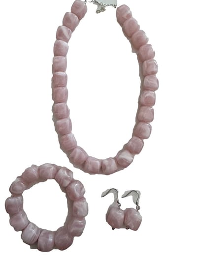 Petra's Sieradenwereld - Sieradenset 3D ketting roze (ketting, armband en bijpassende oorbellen) (1111)