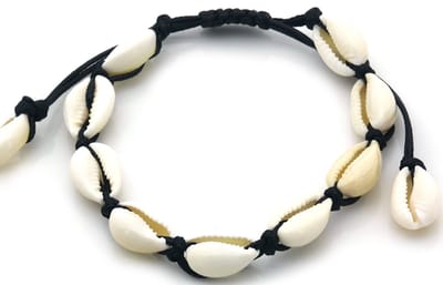 Schelpenarmband - Boho - verstelbaar koord - wit - strandstijl