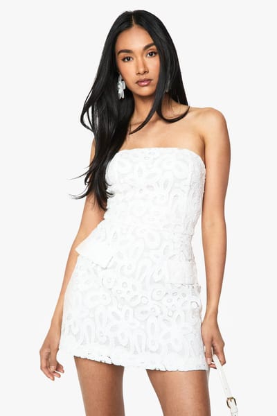 boohoo Dames Premium kanten bandeau mini-jurk | Ivory | Maat: 12