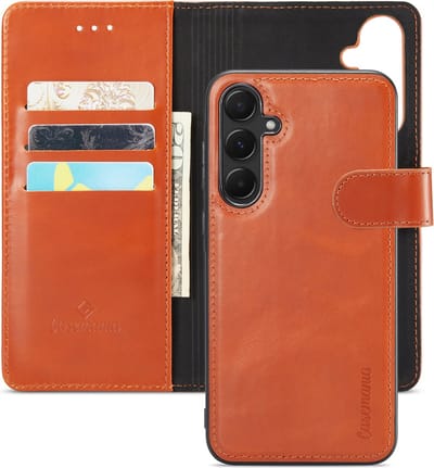 Casemania Hoesje Geschikt voor Samsung Galaxy A55 - Sienna Brown - 2 in 1 Magnetische Leren Book Case - Uitneembare Portemonnee Hoes met Kaartvakken voor Telefoon