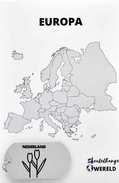 Nederland Sleutelhanger inclusief kaart – Nederland cadeau – beste land- Leuk kado voor je Vriend om te geven - 2.9 x 5.4CM