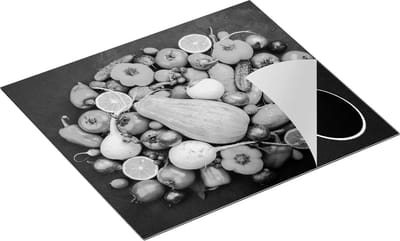 Chefcare Inductie Beschermer Groentes op Zwarte Marmer - Zwart Wit - 60x50 cm - Afdekplaat Inductie - Kookplaat Beschermer - Inductie Mat