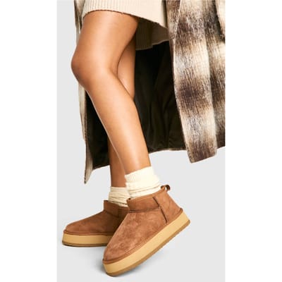 boohoo Dames Ultra Mini Platform Laarzen met namaakte bontvoering | Chestnut | Maat: 3