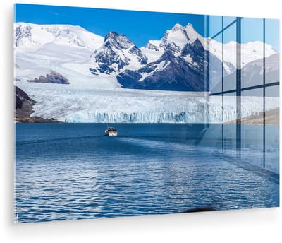 ® Glasschilderij 180x120 cm - Schilderij acrylglas - Een bootje voor de Perito Moreno gletsjer - Foto op glas - Muurdecoratie woonkamer - Wanddecoratie slaapkamer - Schilderijen