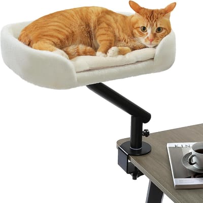 Road Kattenbed voor Bureau met Interactieve Pluche Bal, Kattenmand, 360° Draaibare Kattenbedstandaard, Kattenhangmat voor Krabben, Kattenbed, ondersteunt tot 22,5 kg, beige