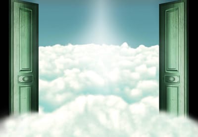 Fotobehang Sky Clouds Doors | XL - 208cm x 146cm | 130g/m2 Vlies