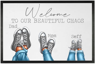 Deurmat met tekst | persoonlijk Papa Mama Kind | Deurmat Gezin Sneakers | Leuk Cadeau voor een gezin | 60x40cm | Sneakers Lichtgrijs