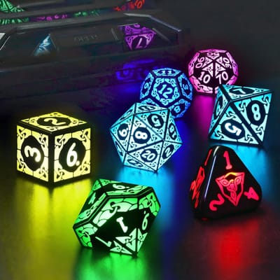 Oplaadbare LED Dobbelstenen Set RGB Lichtgevende Kubussen voor D&D en Rollenspellen