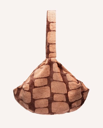 DOGGUO® Draagzak Hond Tot 7 Kg - Hondentas met Riembevestiging - Draagtas voor Puppy & Kleine Honden - Buikdrager Reistas - Hondenrugzak Alternatief - Bruin Perzik