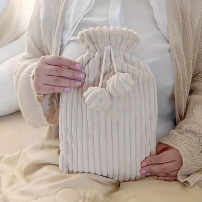 Bovista Warmwaterkruik - Warmtekruik - Warmtekussen - Kruik - Met Hoes - Warmwaterzak - Knuffel - Bag - Beige - 1000ML