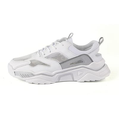 Chaussures de sport confortables pour hommes chaussures d'été en maille creuse respirantes chaussures de course pour hommes Anti-loisirs chaussures vulcanisées polyvalentes pour hommes 43 blanc