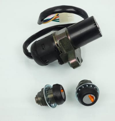 Slotenset Kyoto voor motor Derbi 50 GPR R 1998 tot 2003 5 draden + 1 draad Nieuw