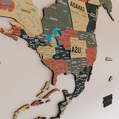 Houten Wereldkaart - Wanddecoratie Kaart - Ruimte Aankleden - Adembenemende 3D - 120 x 75 cm - Salie