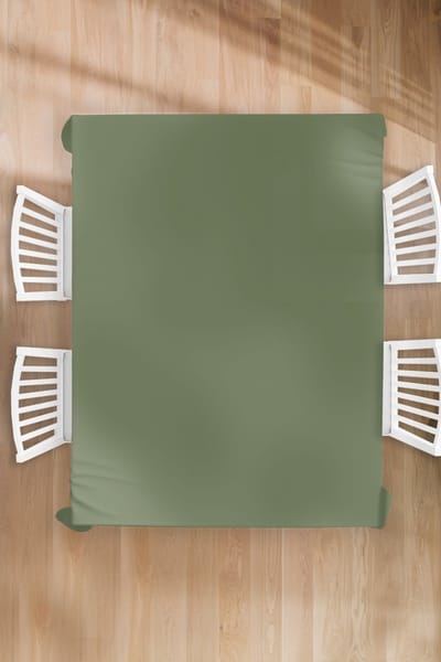 Tafelkleed - Tafellaken - 180x240 cm - Groen - Effen kleur - Olijfgroen - Binnen en Buiten