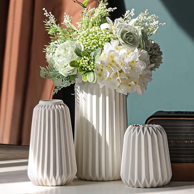 Famanu – Witte keramische vazen - set van 3 vazen - beige - voor decoratie - verse bloemen - pampasgras - gedroogde bloemen - thuis - woonkamer - slaapkamer - kantoor - idee - plank - boekenkast - tafel - mantel