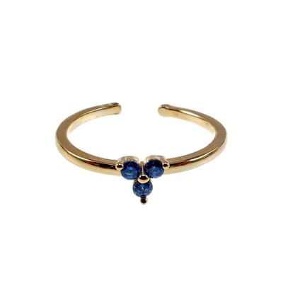 Ring met Drie Blauwe zirkonia's in een Driehoekvorm, Smale Ring Dames, Gold Plated – Verstelbare Size 16 - 17mm