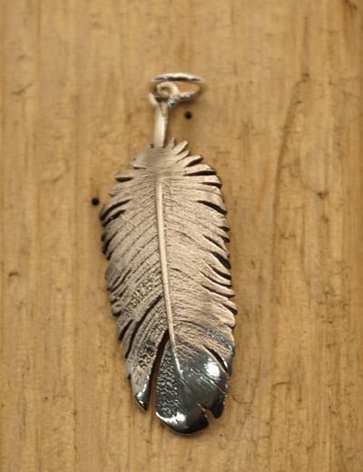 Hanger veer van 925 zilver - sterling zilveren hangertje van een veer- zilveren hangers veren- pendant feather silver - sierlijke hangers - eleganten hangers van zilver - prachtige dames en heren hangers