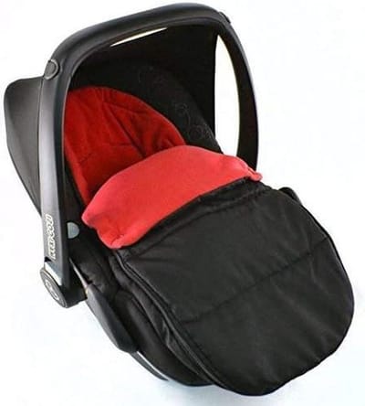 Universele Voetenzak - Babyzitje Dekje - Warm Blijven - Wind Regenbestendig - 40x30x9 cm - Rood
