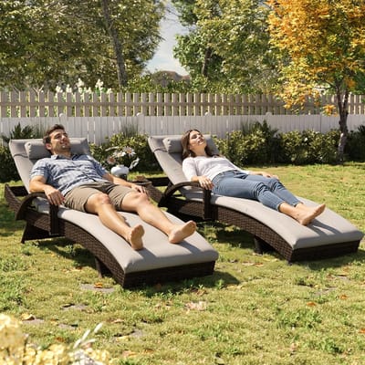 Rotan Ligstoel 190x71x90 cm – Luxe Verstelbare Zonneligstoel met Kussen & Hoofdsteun, 5-Standen Rugleuning, Weerbestendig Tuinligbed voor Balkon, Terras & Zwembad – Bruin, Zwart & Donkergrijs – Bella