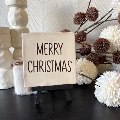 Hartjespost | Tegeltje Merry Christmas mat wit, bruin glitter | schoencadeautjes sinterklaas | tegeltjes met tekst | spreuktegel | tegeltjeswijsheden | Christmas | Xmas | kerstmis | decoratie kerst | 10x10