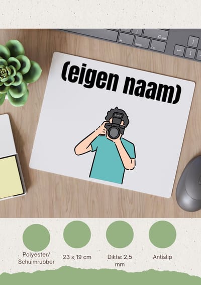 Akyol - fotograaf man met eigen naam Muismat - Fotograaf - fotografen - leuk cadeau voor iemand die houd van foto's maken - cadeau - kado - 23 bij 19 cm