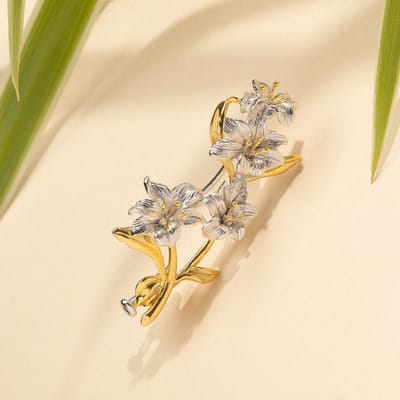 Mode en Hoge kwaliteit glanzende lelie bloem broches voor vrouwen hanger broche bruidsjurk accessoires sieraden beige